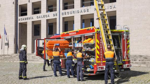 Profesionais de emerxencias e bombeiros